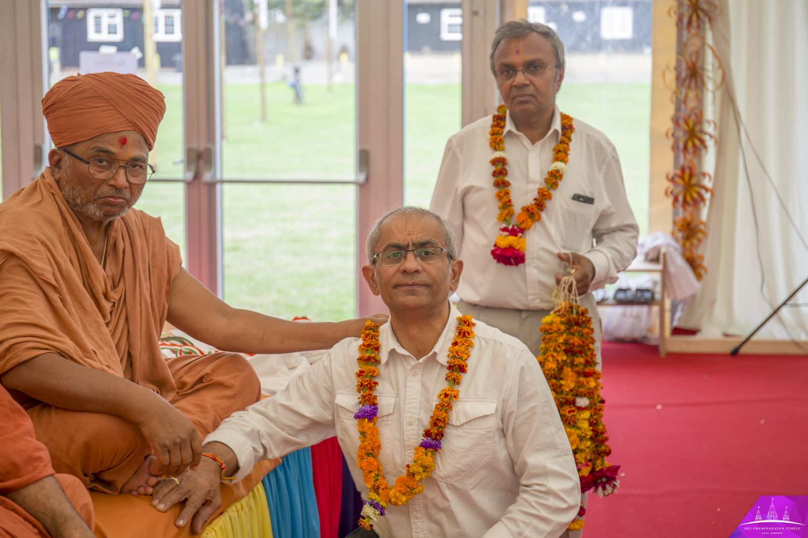 ©1987-2017 SKS Swaminarayan Temple East London